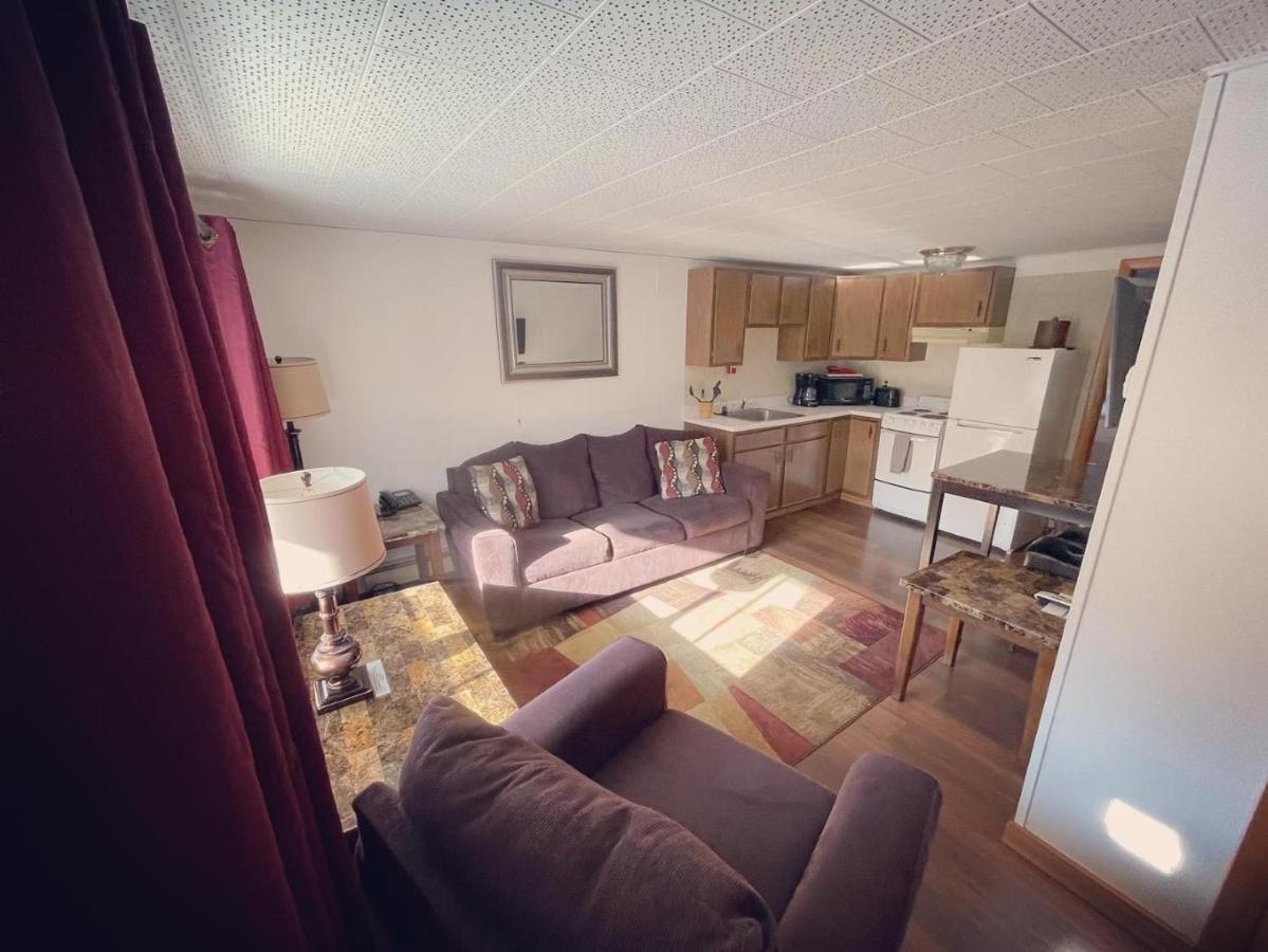North Hancock Berkshire Valley Inn מראה חיצוני תמונה