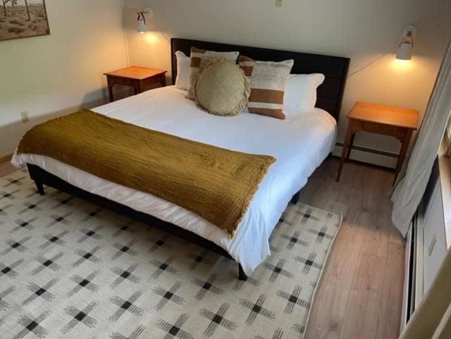 North Hancock Berkshire Valley Inn מראה חיצוני תמונה